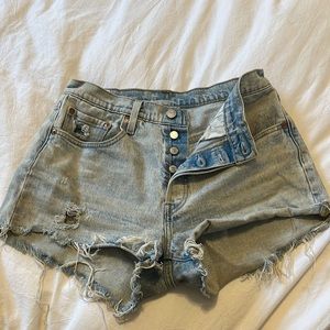 Levi’s 501 high-waisted cut off shorts